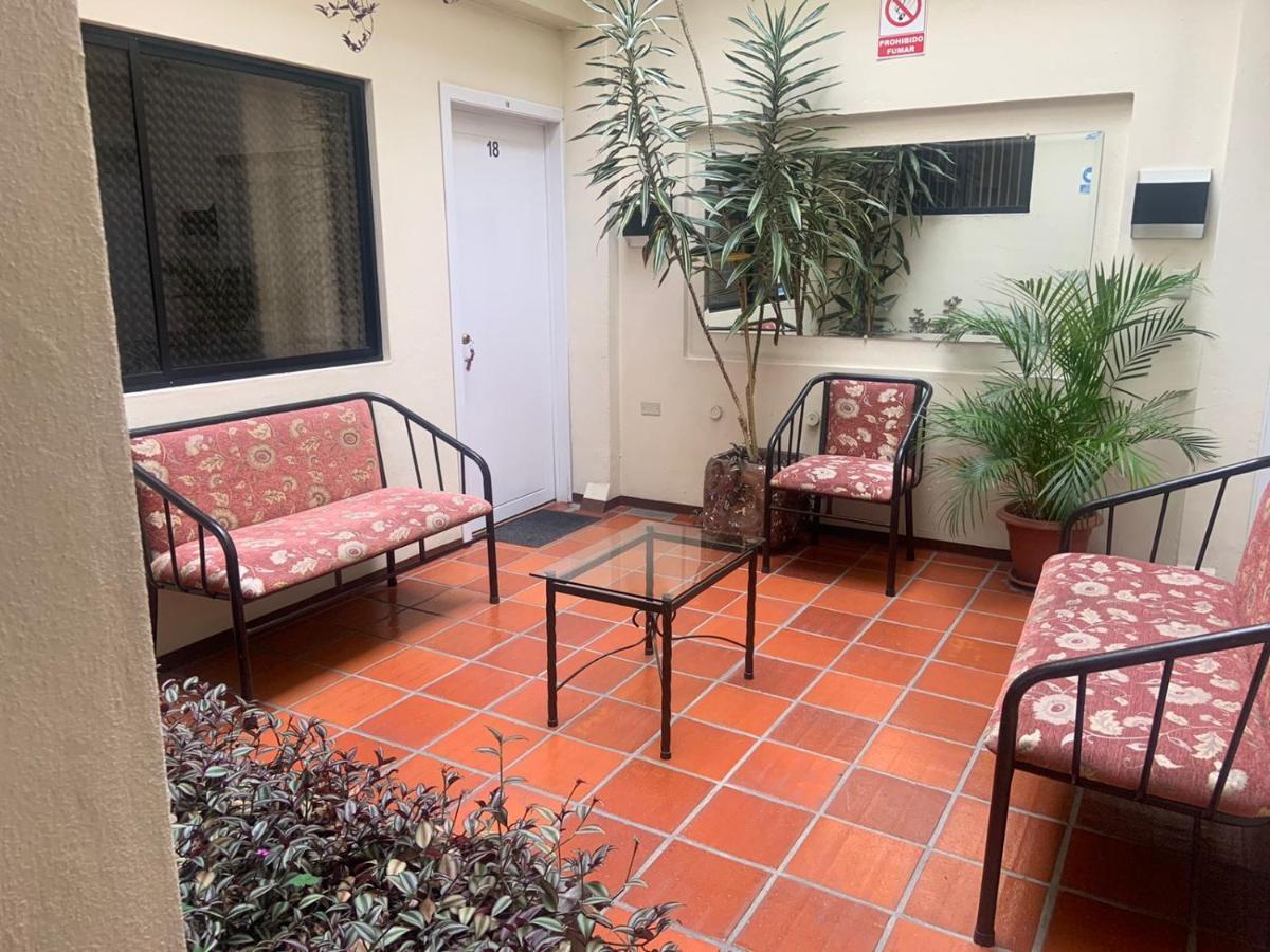 Hotel Mariscal Inn & Suite كوينكا المظهر الخارجي الصورة