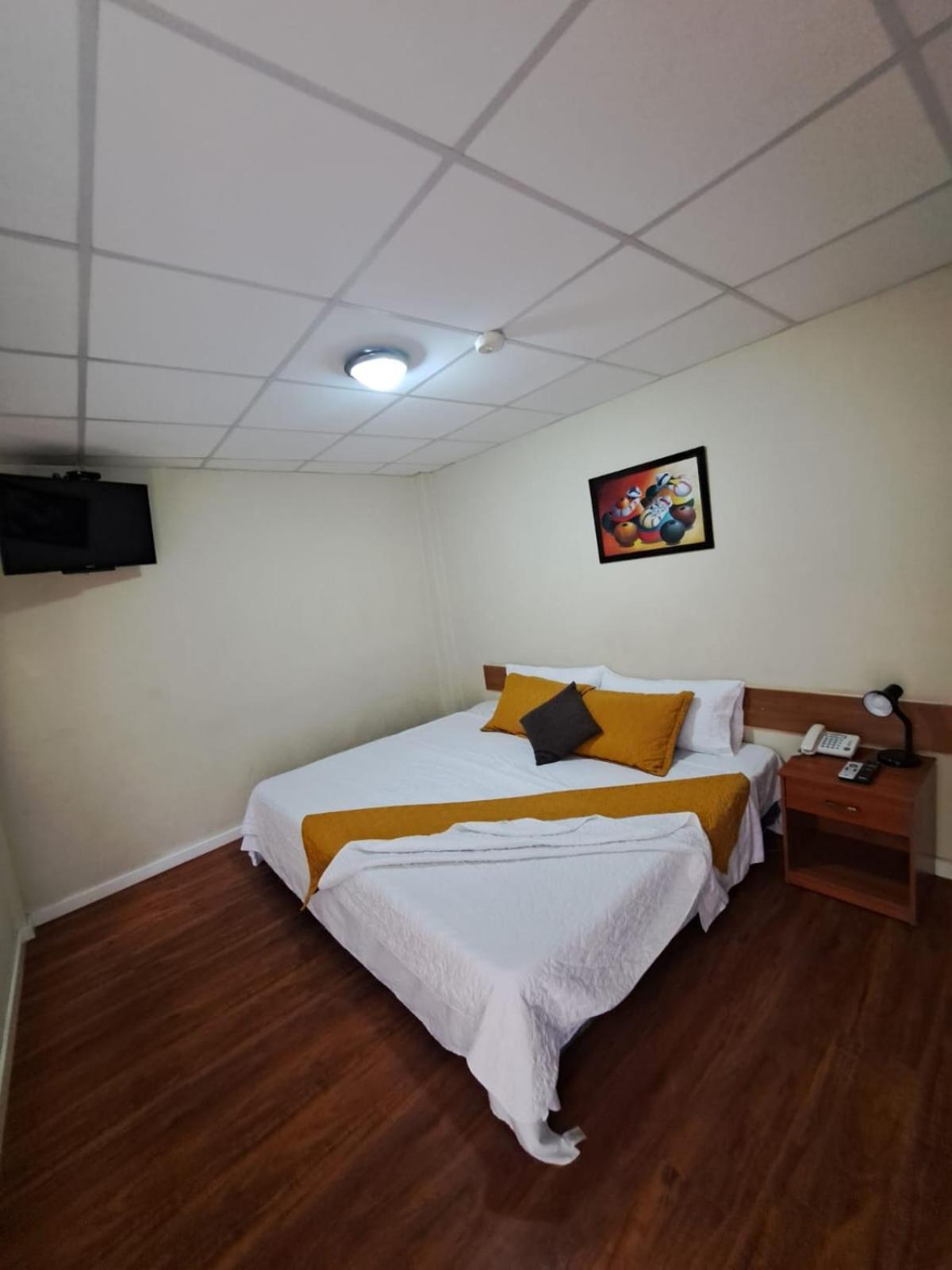 Hotel Mariscal Inn & Suite كوينكا المظهر الخارجي الصورة